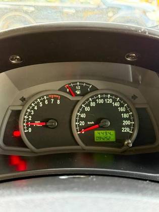FORD KA 1.0 MPI 8V FLEX 2P MANUAL FORD KA 1.0 MPI 8V FLEX 2P MANUAL